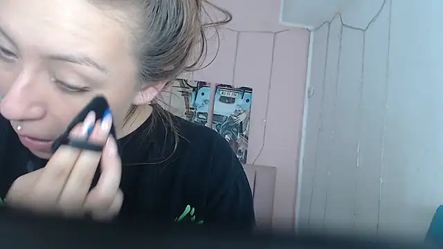 Snapshot of casandraroberthrs707 chatting on 02/21/26, 07:59 casandraroberthrs707 online show from 02/21/26, 07:59