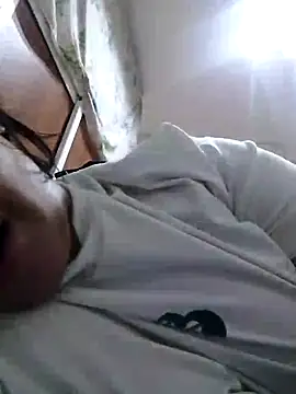 Snapshot of CubanaCulonaxxx chatting on 02/17/26, 03:47 CubanaCulonaxxx online show from 02/17/26, 03:47