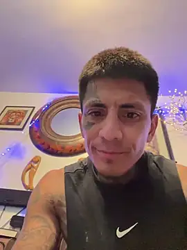 Snapshot of freaknine69 chatting on 03/02/26, 11:22 freaknine69 online show from 03/02/26, 11:22