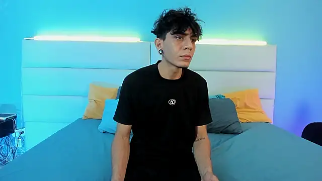 abrilandjulian online show from 02/28/26, 11:33