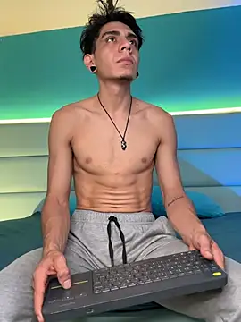 abrilandjulian online show from 03/12/26, 11:49