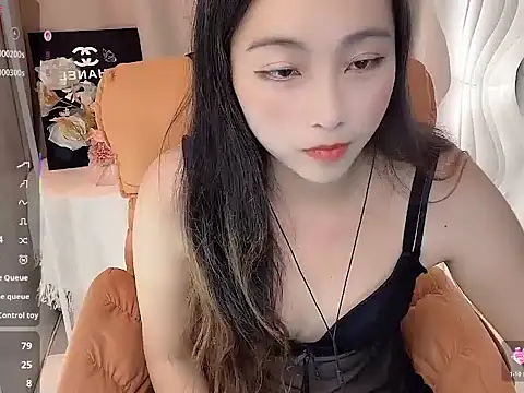 Snapshot of Lydia-668 chatting on 02/14/26, 04:48 Lydia-668 online show from 02/14/26, 04:48