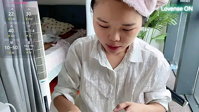 Snapshot of xiaosu22 chatting on 06/22/26, 02:13 xiaosu22 online show from 06/22/26, 02:13