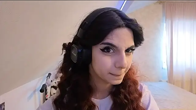 Snapshot of Blissmissataeses chatting on 02/15/26, 10:14 Blissmissataeses online show from 02/15/26, 10:14