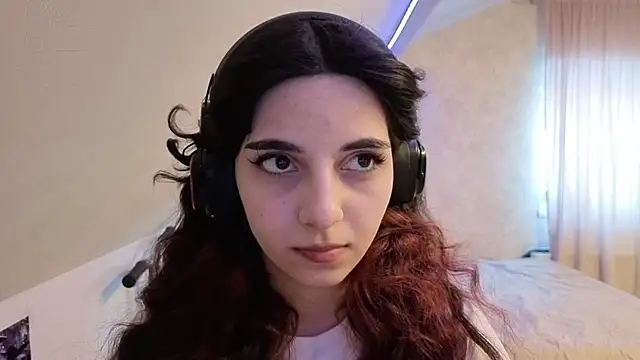 Snapshot of Blissmissataeses chatting on 02/20/26, 10:16 Blissmissataeses online show from 02/20/26, 10:16