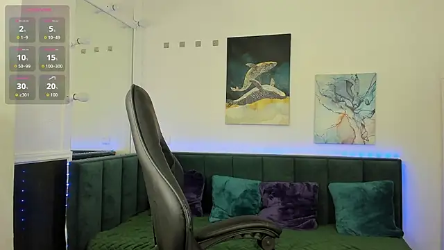 Snapshot of me1issa_sss chatting on 02/23/26, 11:57 me1issa sss online show from 02/23/26, 11:57