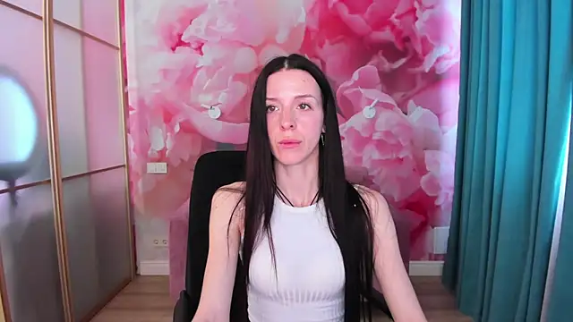 NoirDiva online show from 05/14/26, 06:20