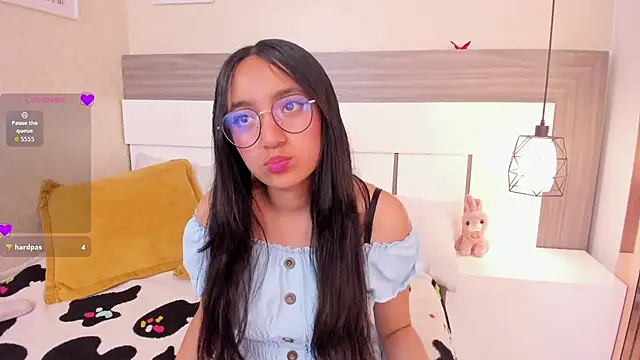 Emilyblussh online show from 03/26/26, 07:30