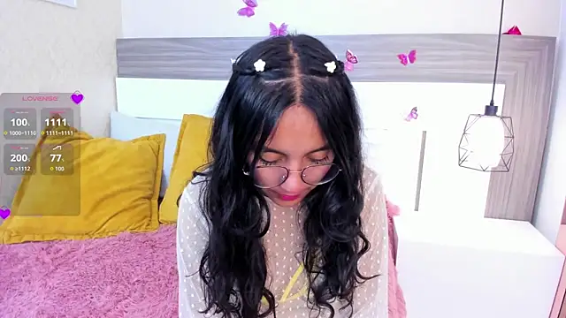 Emilyblussh online show from 04/14/26, 06:25