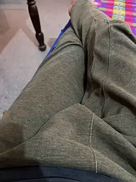 Snapshot of rashmixxx chatting on 02/14/26, 04:53 rashmixxx online show from 02/14/26, 04:53