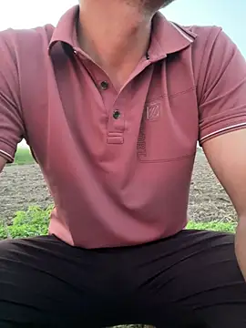 Snapshot of rashmixxx chatting on 02/21/26, 12:50 rashmixxx online show from 02/21/26, 12:50