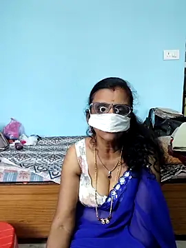 Snapshot of Kannadasexywifes chatting on 04/22/26, 06:16 Kannadasexywifes online show from 04/22/26, 06:16