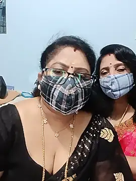 Snapshot of Kannadasexywifes chatting on 05/20/26, 11:11 Kannadasexywifes online show from 05/20/26, 11:11