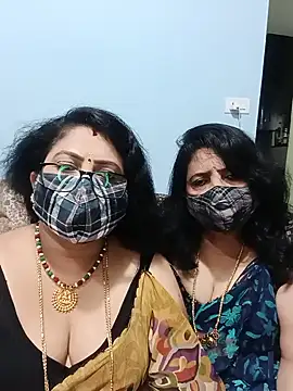 Snapshot of Kannadasexywifes chatting on 05/24/26, 10:26 Kannadasexywifes online show from 05/24/26, 10:26