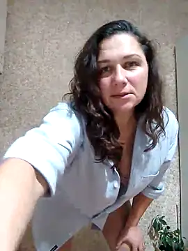 Snapshot of Susan8421 chatting on 02/28/26, 09:38 Susan8421 online show from 02/28/26, 09:38