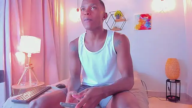 Snapshot of hanssmitt chatting on 02/24/26, 07:01 hanssmitt online show from 02/24/26, 07:01