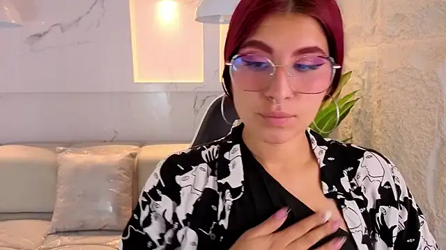 Snapshot of emily__tp chatting on 02/24/26, 12:47 emily tp online show from 02/24/26, 12:47