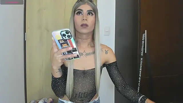 alisoondrean  online show from 02/14/26, 01:57