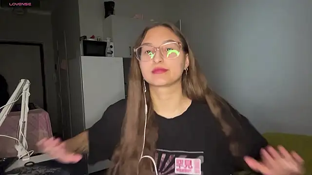 YettaUrive online show from 02/18/26, 03:41