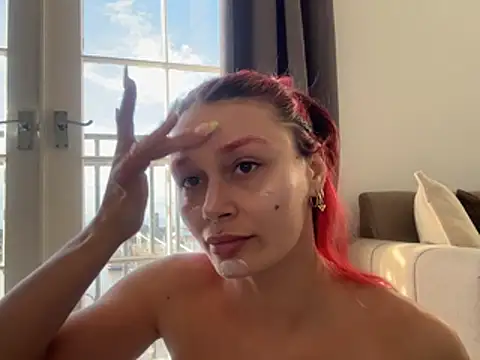 FoxyValentine online show from 04/06/26, 05:25