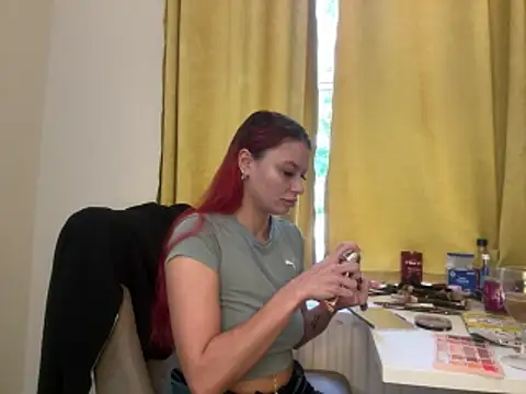 FoxyValentine online show from 05/03/26, 09:59