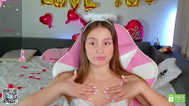 Snapshot of KateNickson chatting on 02/15/26, 05:15 KateNickson online show from 02/15/26, 05:15