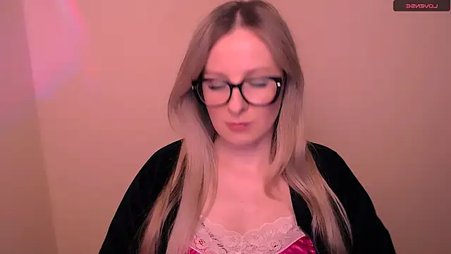 AnnePeach online show from 03/06/26, 06:04