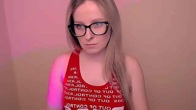 AnnePeach online show from 04/03/26, 06:17