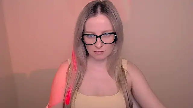 AnnePeach online show from 04/05/26, 06:16