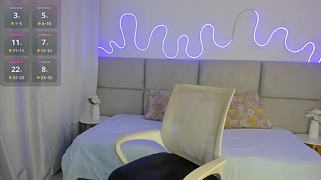 Snapshot of Freya_Lamir chatting on 02/27/26, 02:11 Freya Lamir online show from 02/27/26, 02:11