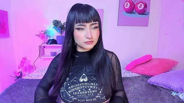 Snapshot of NaeniaDemon_ chatting on 03/03/26, 03:45 NaeniaDemon online show from 03/03/26, 03:45