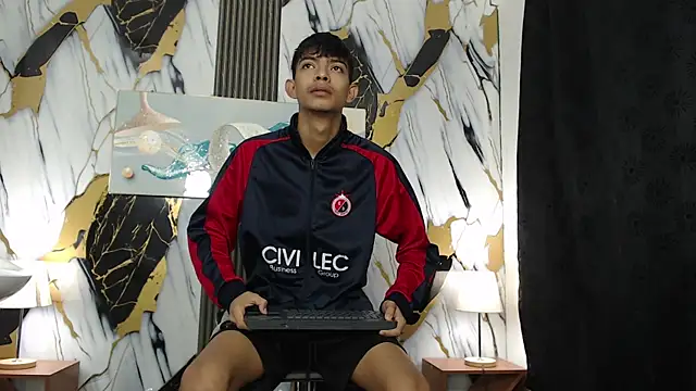 KITTY BOSH online show from 04/06/26, 01:12