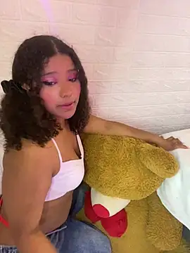 Snapshot of canelaa_sweet5 chatting on 02/20/26, 01:24 canelaa sweet5 online show from 02/20/26, 01:24