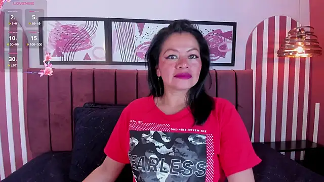 Snapshot of Saray_Becker_ chatting on 02/28/26, 02:56 Saray Becker online show from 02/28/26, 02:56