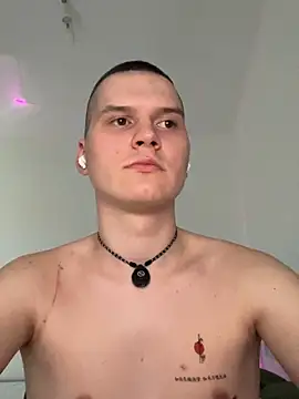 Kristina Maks online show from 04/02/26, 02:15