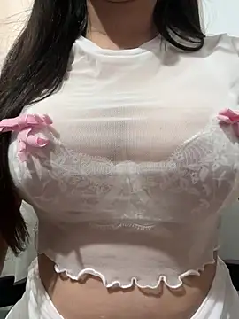 Snapshot of BabiCastelari chatting on 02/28/26, 01:34 BabiCastelari online show from 02/28/26, 01:34