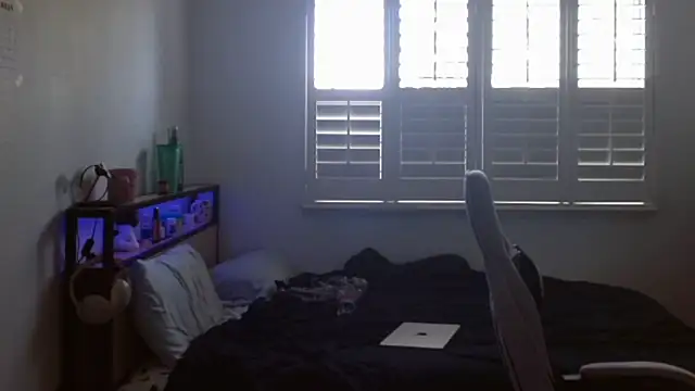 Snapshot of yourmila1 chatting on 02/27/26, 11:16 yourmila1 online show from 02/27/26, 11:16