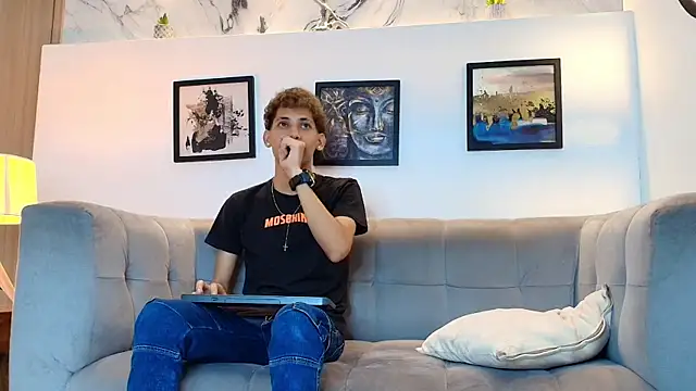 YOUNG BOYS HELL online show from 05/01/26, 01:10