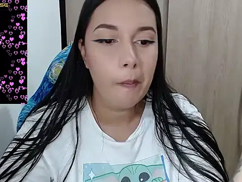 Snapshot of venus__24 chatting on 02/19/26, 10:39 venus 24 online show from 02/19/26, 10:39