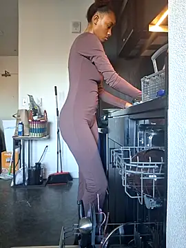 Cinnamonbunn online show from 02/27/26, 11:16