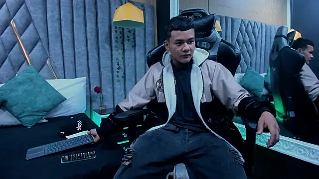 Snapshot of TylerGandi chatting on 02/24/26, 07:56 TylerGandi online show from 02/24/26, 07:56