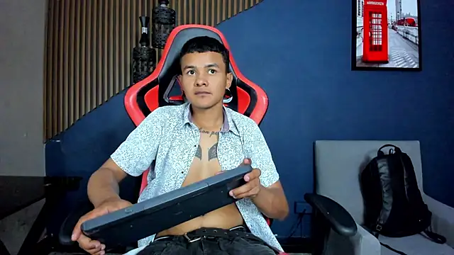 Snapshot of TylerGandi chatting on 02/25/26, 08:51 TylerGandi online show from 02/25/26, 08:51