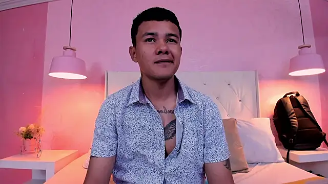 Snapshot of TylerGandi chatting on 03/01/26, 08:11 TylerGandi online show from 03/01/26, 08:11