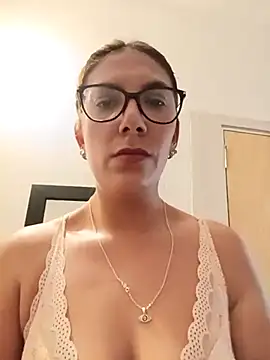 Silreinadorada online show from 03/30/26, 07:59