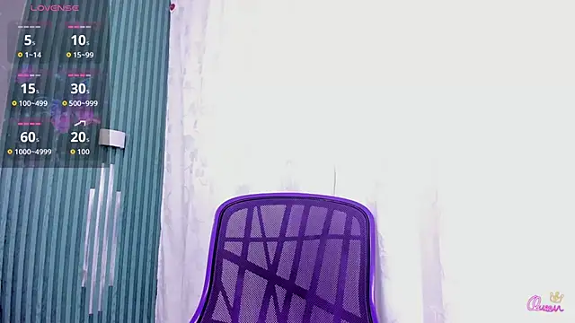 Daniella Wildx online show from 04/13/26, 09:53