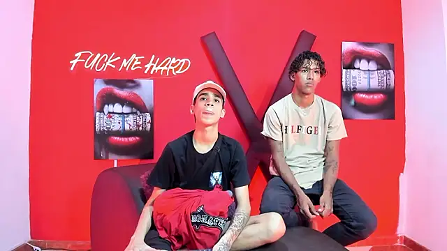 GREEN BOYS online show from 02/15/26, 07:51