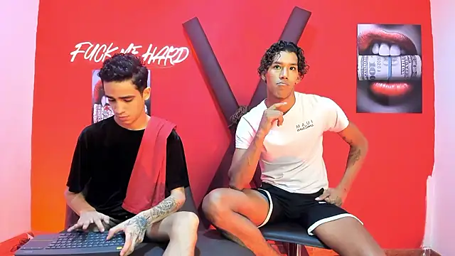 GREEN BOYS online show from 02/17/26, 07:27