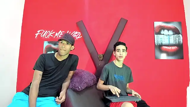 GREEN BOYS online show from 02/24/26, 07:28