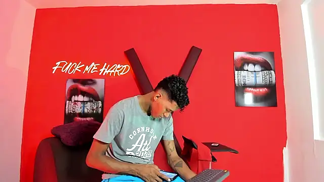 GREEN BOYS online show from 02/28/26, 07:31