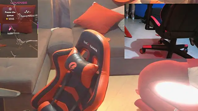 Snapshot of Helensex1 chatting on 02/14/26, 11:23 Helensex1 online show from 02/14/26, 11:23